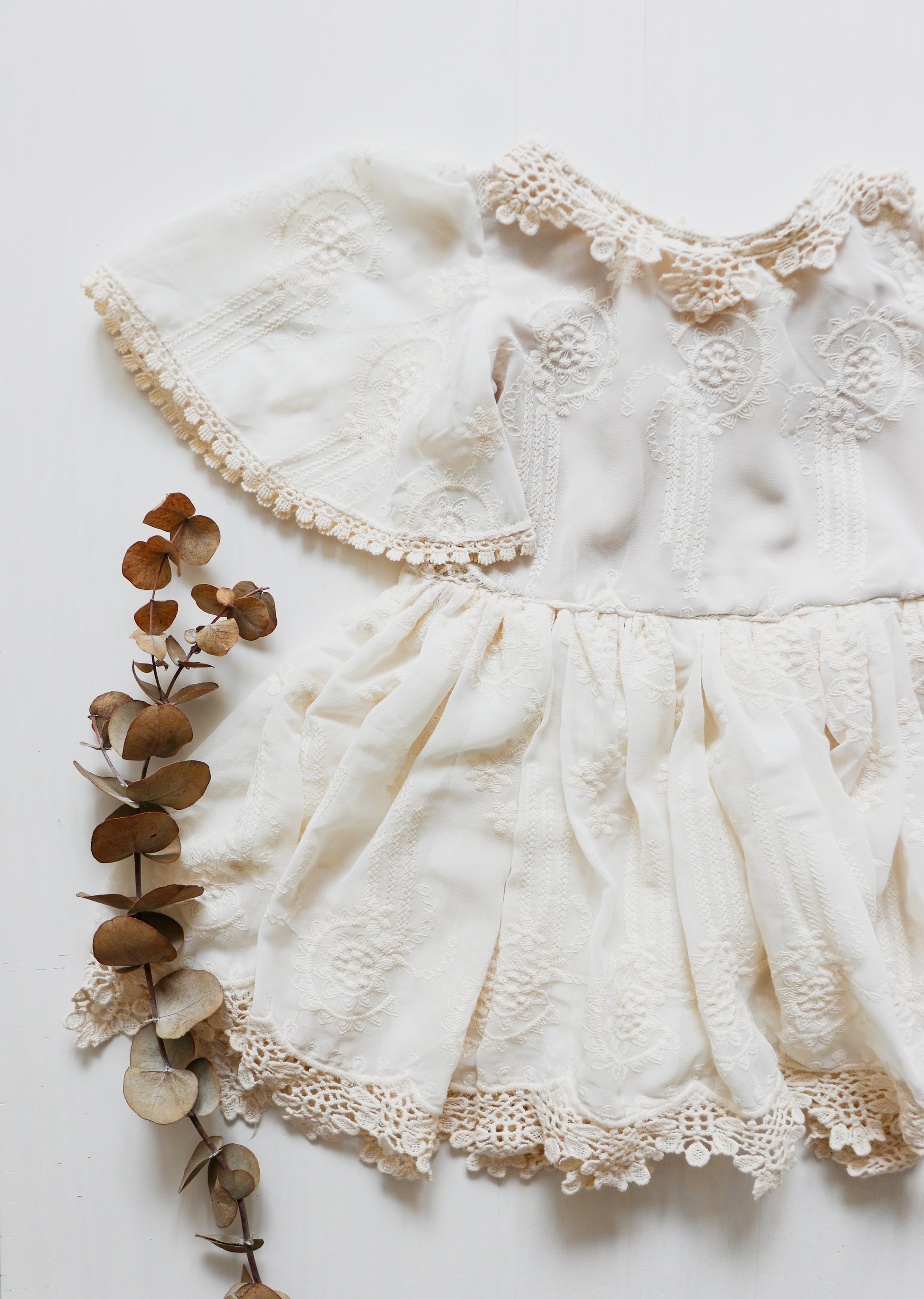 Girl’s Beige Boho Dress with Flutter Sleeves, Embroidery, and Vintage Lace Trim – Sizes 12M to 5 Years