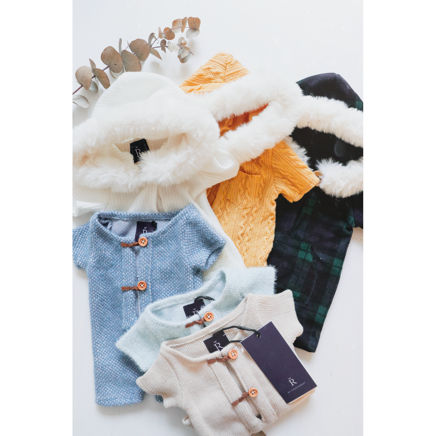 🍂 Introducing our Limited Edition Autumn & Christmas newborn boy hoodie romper! 🎄 The perfect blend of tartan and ginger hues, bringing warmth and coziness to your little one’s first photoshoot