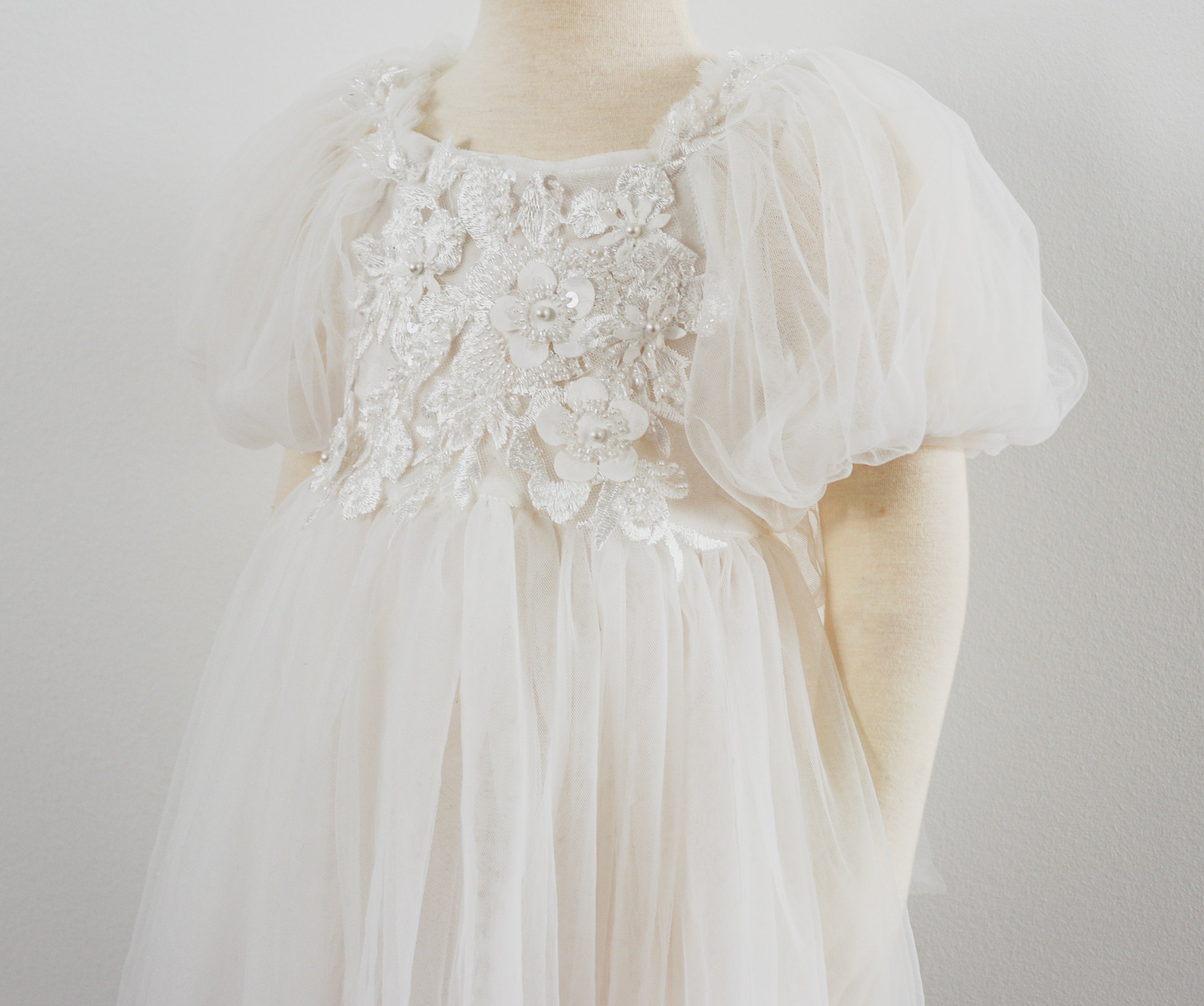 FLEUR MARGOT elegant white girl photo shoot dress with floral lace bodice and puffed sleeves